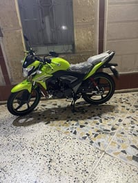 هاوجي للبيع موديل 23 مكمرك وكآمل ماشي 1000 الاستفسار ع رقم07822459018