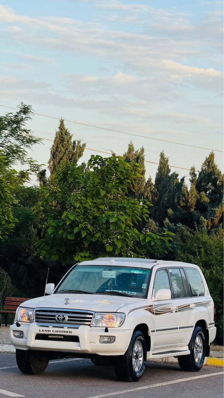 Land cruser 2006 GXR
مۆنیکا ۲٠٠٦ فول مواسفات سلایت تۆماتیک ناو فۆرمیکا تەبرید مەرکەزی سەلاجە بی بۆیاغ گیرو مەکینە نەکراوە مەزبوت غازو بەنزین ٤ تایەی نوی لە ژێرە رەقم و سەنوی نوییە هەمو شتی تازەیە 
٠۷٥٠٦۳٥۳۱۳۱
٠۷۷۱٦٤٥۳۱۳۱
۲٠٥$ 💵💸 كويسينجاك, أربيل


**إذا كنت صاحب هذا الإعلان وتريد حذفه لأي سبب، رجاءا أرسل رسالة إلى الدعم الفني**