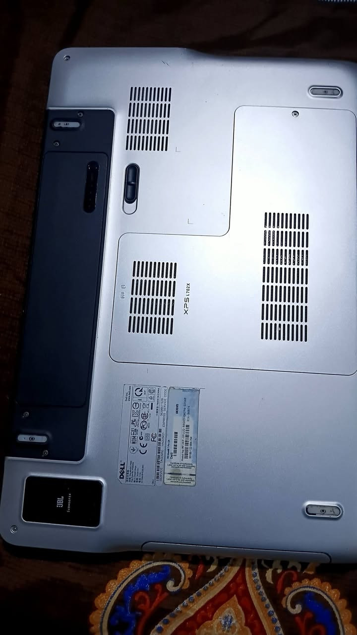 DELL كوراي 7 رام 4 هارد 256 SSD GIL 2 حجم شاشه 17 شاحن ماوس بطاريه جديده عنوان بغداد


**إذا كنت صاحب هذا الإعلان وتريد حذفه لأي سبب، رجاءا أرسل رسالة إلى الدعم الفني**