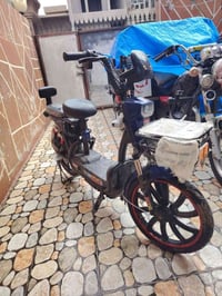 ماطور شحن كامل مكمل لبيع  ناقصه اي شي شغال الشراي يتصل 07711204243