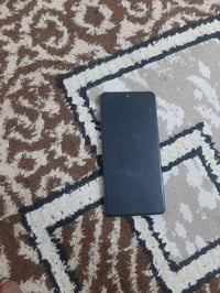 ريدمي نوت 10برو بس ضهر واضح بصوره 120 وبيه مجال 07726861485