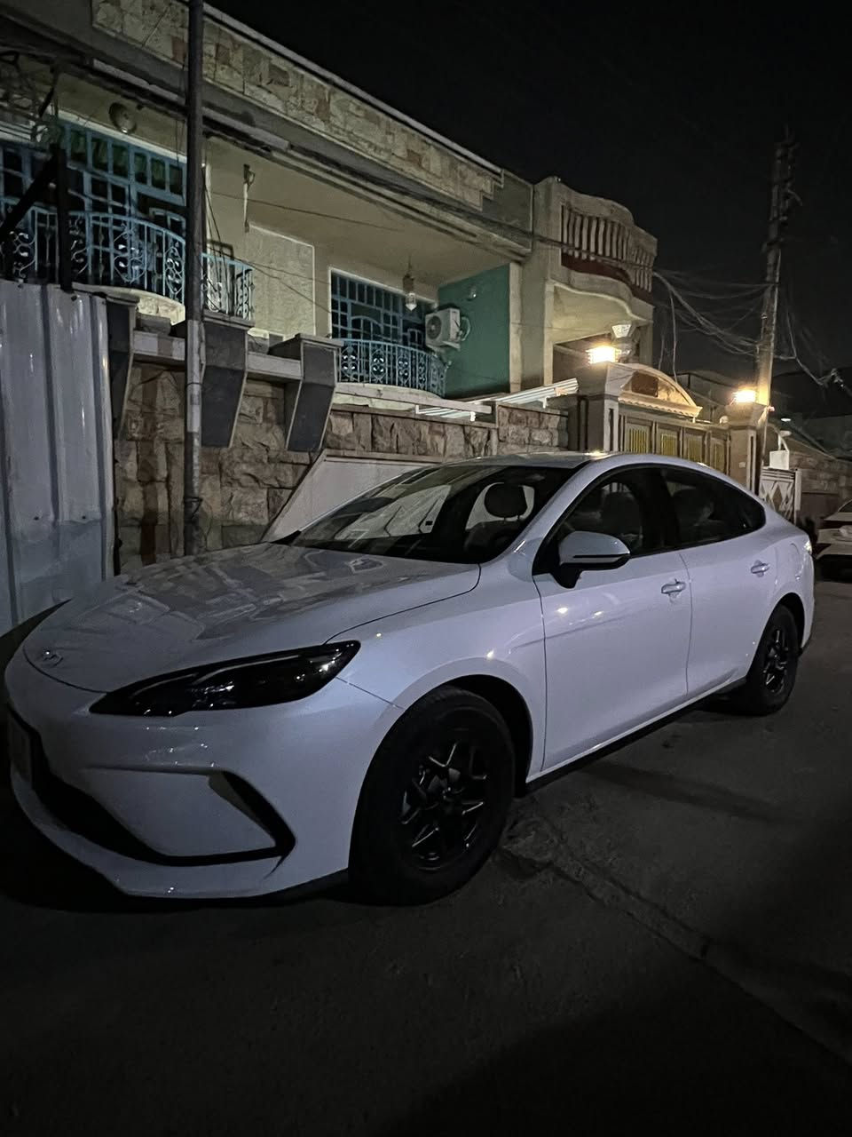 سلام عليكم هسه دكيت رقم ابيعلك مرقم بغداد باسمي وشرط مكاتبه مروري سيل 05 فقط السعر اليوم 19 مليون واحتمال تصعد هذا السوك يحكم رقم تيلفوني ***********
