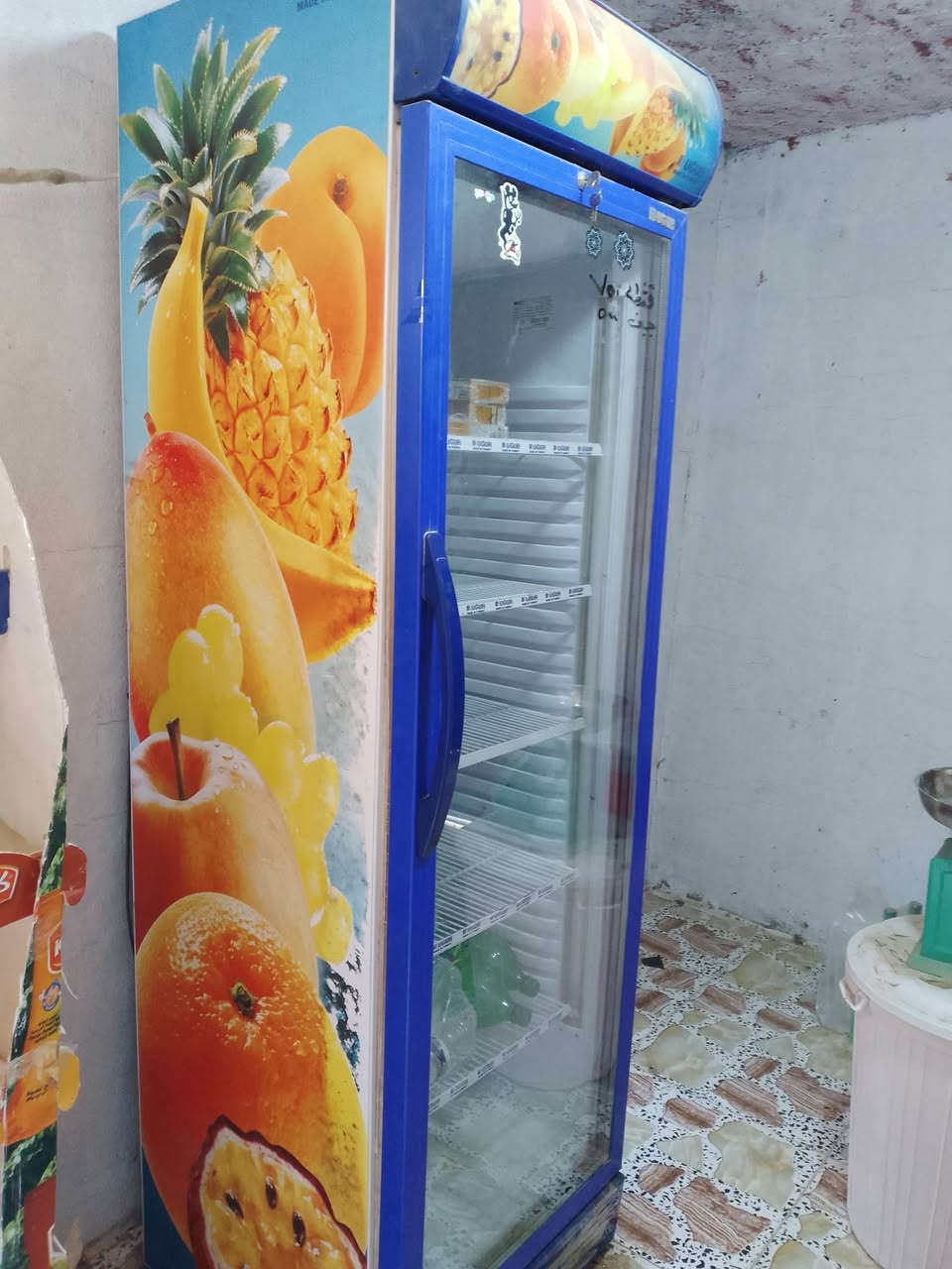 متاح للبيع 
عارضه عموديه براد للبيع مستخدمه اشهر قليله السعر 450 الف وبي مجال للشراي الاتصال على الرقم *********** العنوان جزيرة البوعلي الجاسم الشراي، يدلل
