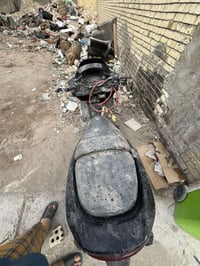 دراجة • شغالة • متروكة