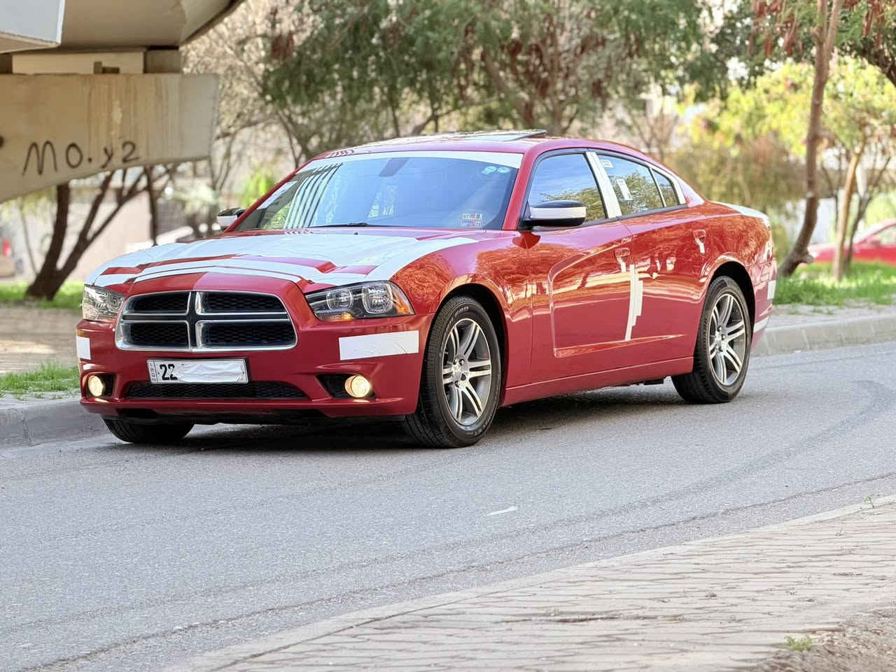 السلام عليكم 
بيع او مراوسه
جارجر لون احمر مميز
موديل 2013 
رقم اربيل 
هزه وسنويه جدد وباسمي السيارة 
السياره كفاله عامه كلين تايتل
                 ꧁مواصفات꧂
كير طياره
1/1
شاشه جبيره
بصمه+تشغيل عن بعد
كاميرا 
كشنات جلد احمر 
كشن كهرباء مساج
كشن تدفائه 
ويل 18 خليجي 
ماشيه100 الف حقيقي
مكينه3600 مامفتوحه
مكينه جديد شادها للسياره
                    ꧁ملاحظه꧂
السياره كلش جديده وع وضع الشركه حتى الحداديه 
شرط مكينه وحداديه وكير واكسل وتبريد 
السياره مابيه اي نقص 
لاداخله استعراضات ولا مشتغله بخط 
مكفوله من التبديل والصبغ والرصعات 
                   ꧁ملاحظه꧂
بيه مكانين تعديل بارد كلش صغار 
مرفق بيها سونار شوف السونار واتصل 
مكان السياره كركوك
للاستفسار الاتصال ع الرقم
***********
