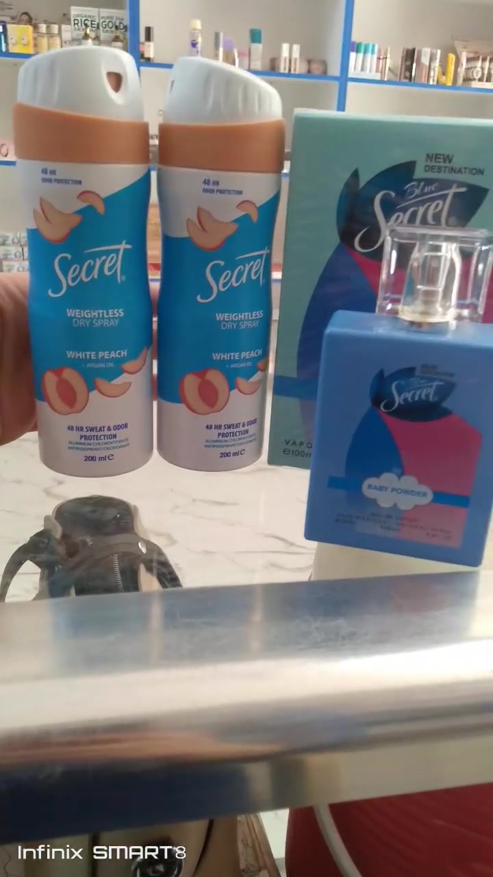 بنات  لتريد ريحتها فانيلا على باودر اطفال هذا العطر  والمعطر صيفي نضافه فول فوحان ويدوم طويلا  وخفيف جدا سعر  العطر 12 والمعطر ب3 مجمع السلطان ورديه خارج مقابيل مدرسه دعبل مقابيل سكله ابو كيره ❤️ ويوجد توصيل


**إذا كنت صاحب هذا الإعلان وتريد حذفه لأي سبب، رجاءا أرسل رسالة إلى الدعم الفني**