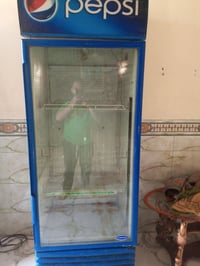 شباب براد شرطي الشغل سعره 200,000 قفل اريد ابيعه لا واحد يقول لي طيح ل...