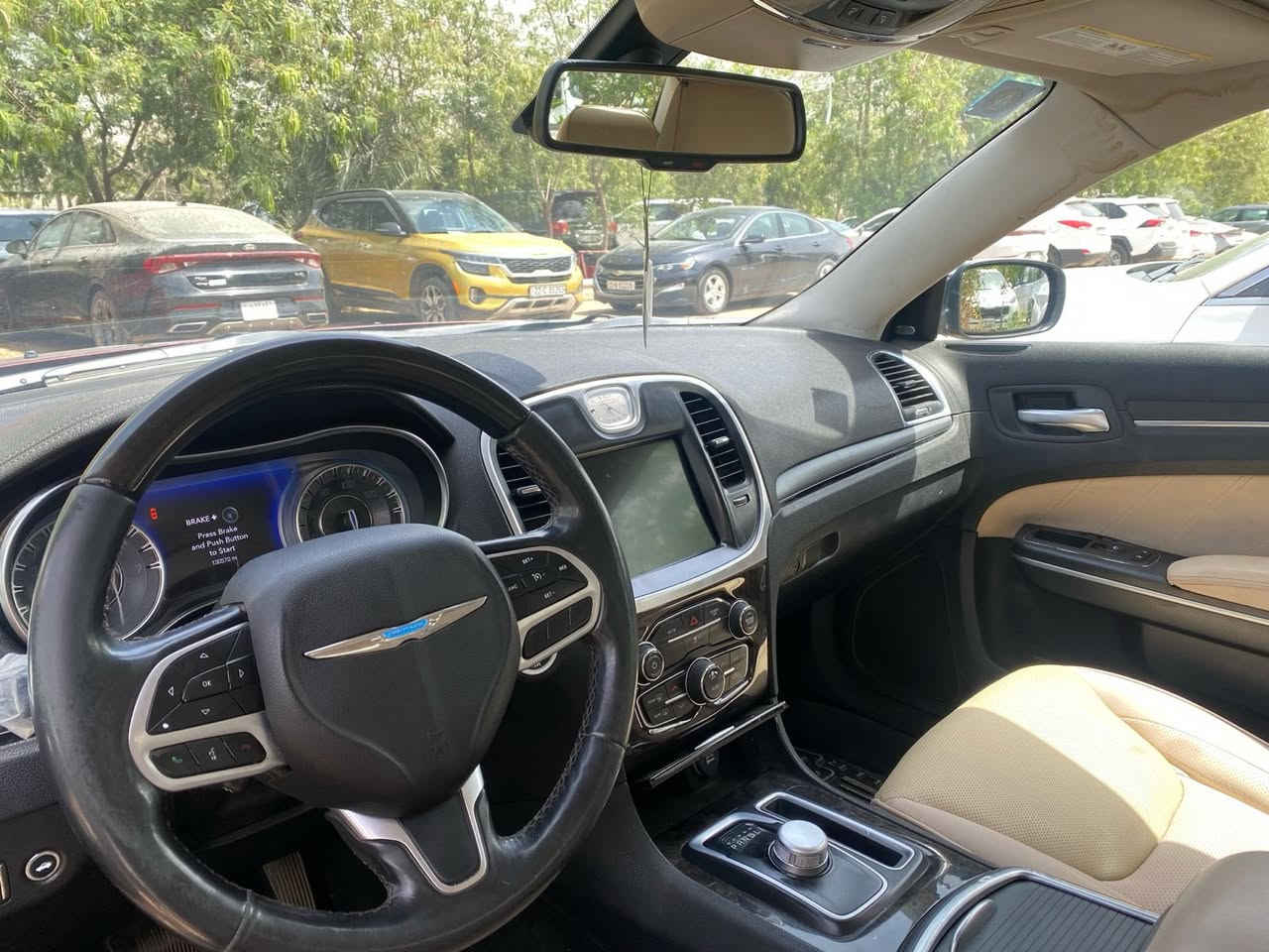 السلام عليكم
كرايسلر C300
موديل 2020امريكي
السياره مواصفات Limited
تبريد قطعتين
بنوراما سقف
محرك كير مكفولات
السياره ما مشتغله خط ابد استعمال شخصي
رقم انكليزي باسمي تحويل ثاني يوم
السعر 20.500 وبيها مجال
للاستفسار***********
