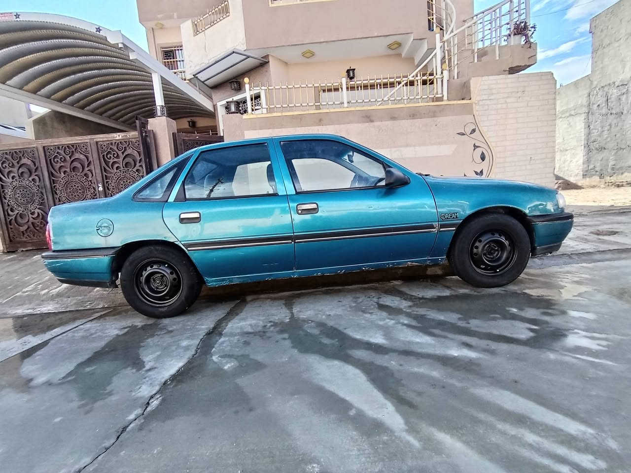 سلام عليكم
للبيع اوبل فكترا
موديل 1992
محرك 18
محرك بي بخار 
رقم سليماني متي2019
شرطة تحويل او وكال
بيه كوبون بنزين 
قفل مركزي
بريك ABS
كير عادي
سلايت كارباي
اربع جامات كارباي
سيارة بدون ضربه بدون صبغ بدون خيس
سياره علا بيلاد
سياره جاهزه من كولشي
مكان سياره كركوك
سعر 40 بيمجال
***********
***********
