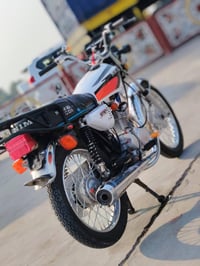 موديل ٢٥ • أوراق كاملة • كفالة