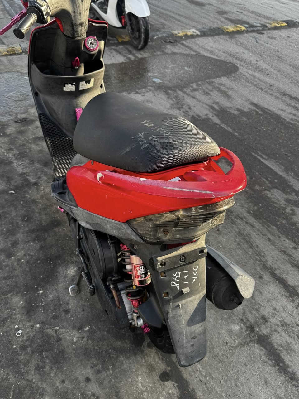 للبيع مكفوله من كلشي صاله 20يوم من نزله معرض السعر 950مكاني بغداد بلديات رقم ***********
