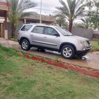 جمسي اكاديا سلفر مكفولة رقم بغداد ٧راكب موديل ٢٠١٠ سعرها ١٠٥ وبيها مجا...