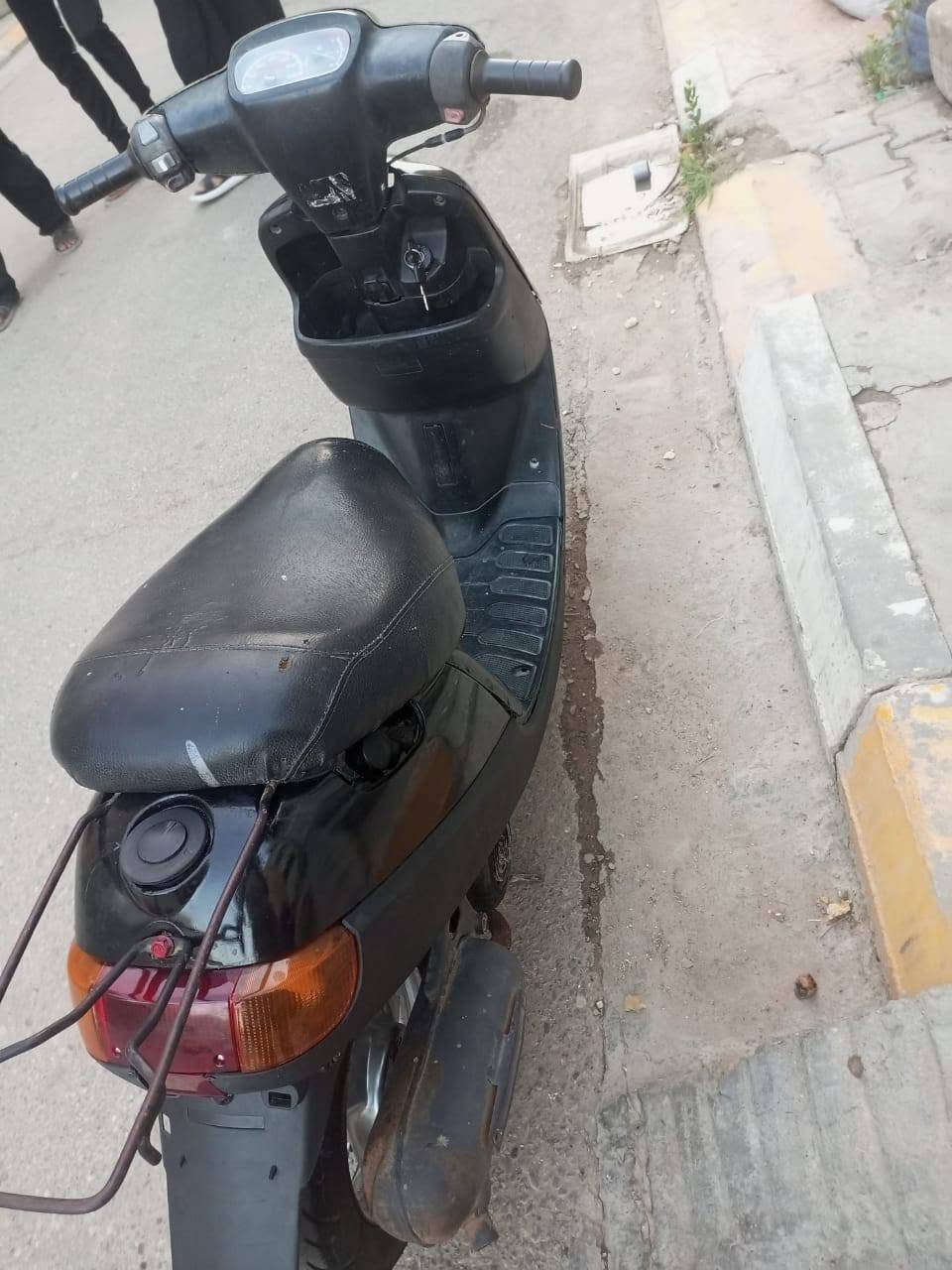 السلام عليكم دراجه بتره مفتوحه شغله من طول لطول شلعه ومشي حلوه هندر من اول دگه لايت هورن اشاير اصطاب قفل سكان السعر 250 وبيهه مجال عوزهه باتري فقط عنواني ناصرية مركز حي سومر قرب خدمات مالك ابو تبريد رقمي هذا ***********
