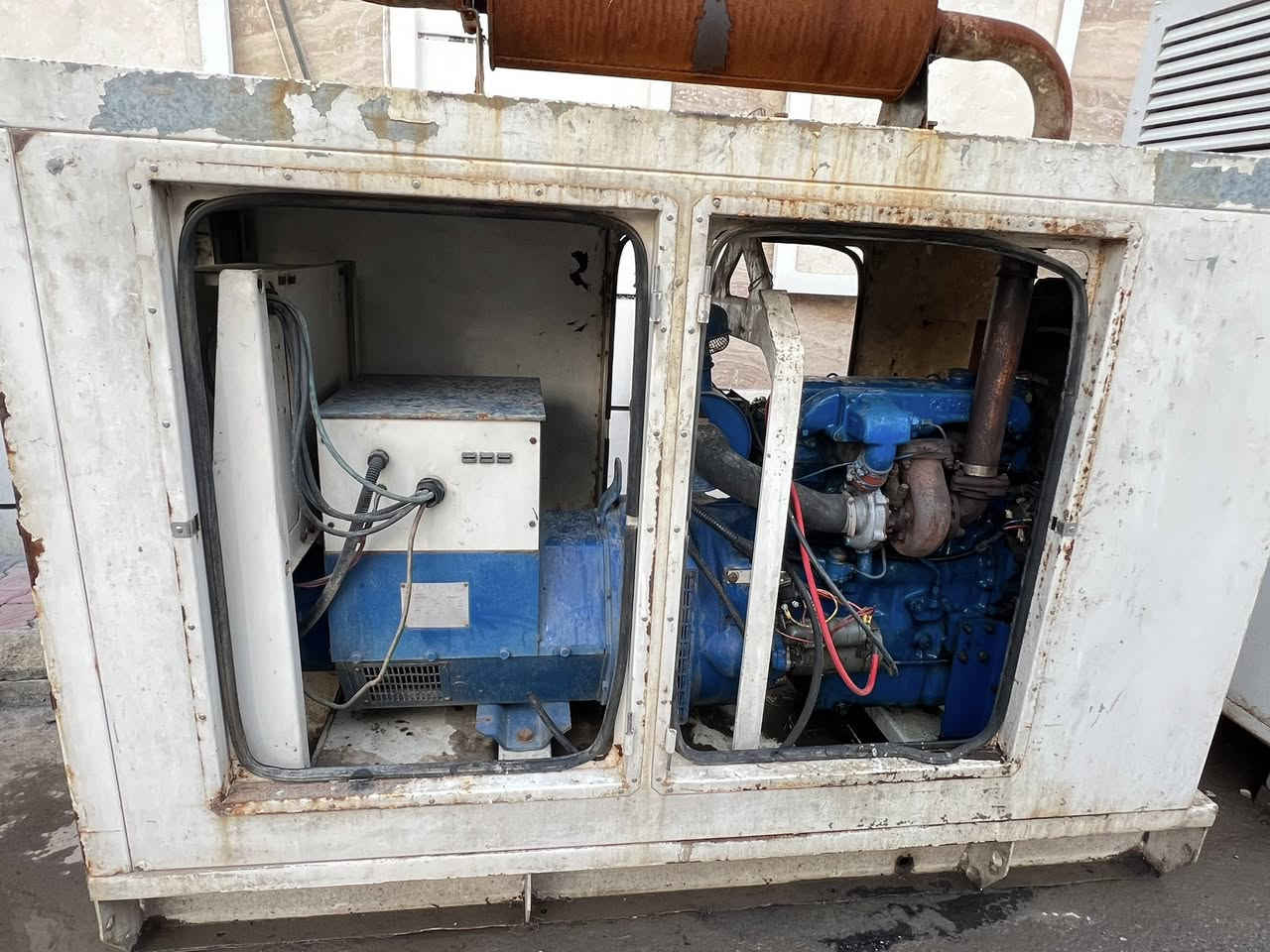 🔺موالد للبيع 🔺
بيركنز 
قديم 
98/ملم 
50/كيفي
سوبر 
كاتم نقص ابواب 
سعر 27$/بي مجال
العنوان /فلوجه 
***********/📞
