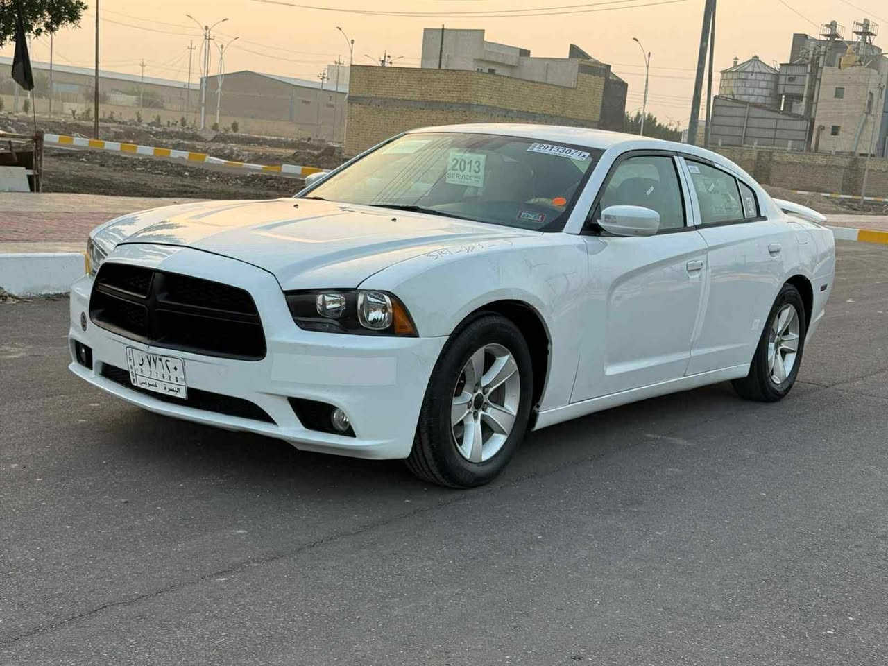 يالله سلام عليكم شارجر موديل 2013 اصل ضررها جاملغ وبنيد وباب تبديل سياره جاهزه خير من الله مكينه وكير وحداديه وتبريد ثلج مكينه ما مفتوحه موصفات سياره شاشه كبيره تحكمات ستيرن جهتين تبريد قطعتين مكان سياره مركز ناصريه سعر ب 138 وبيها مجال رقم ***********
