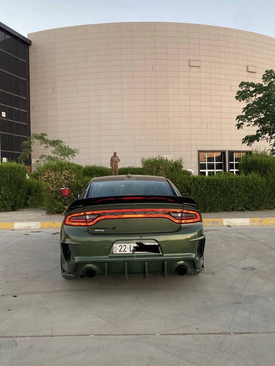 سلام عليكم جارجر 2022 فئت SXT
لون زيتوني مميز 
ماشيه 106 الف كيلو 
المواصفات 
شاشه كبيره 
تشغيل عن بعد 
محدد سرعه
كشنات كهربائيه مع هيتر 
ستيرن تدفئه
مري هيتر 
حساسات خلفيه 
كامره دواره
بصمه 
ابواب بصمه 
اشاره ترحيب عند اقتراب
مكينه 3.6
ويل حجم 20 
تبريد قطعتين 
تبريد خلفي 
كشن حظن
رادارات جانبيه 
تحكمات استيرن 
بعد بيها مواصفات معروفه 
مكان سياره اربيل باسمي تحويل ثاني يوم 
بيها فقط 2 قطع صبغ بدون دواخل 
سعر 227 اتصال ***********

