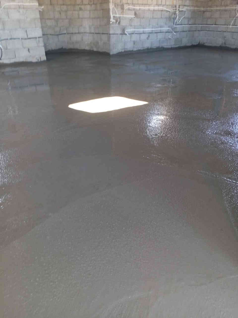 السلام عليكم يوجد لدينا صب جاهز او صب مركزي باسعار مناسبه تريد بالمتر تريد بالكعب تريد شغل كطعيه مع شغل رقم واحد     عندك صبه كاشي او صبه سيراميك او صب لاش او ارضيه حوش او عندك صبه حوش عندك داير مال بيت او صبت قدمت بيت  ارضيه  تم صب أرضيه جامع سقل ميالج او مالج في قريت الحود وهذا من فضل الله (***********)
