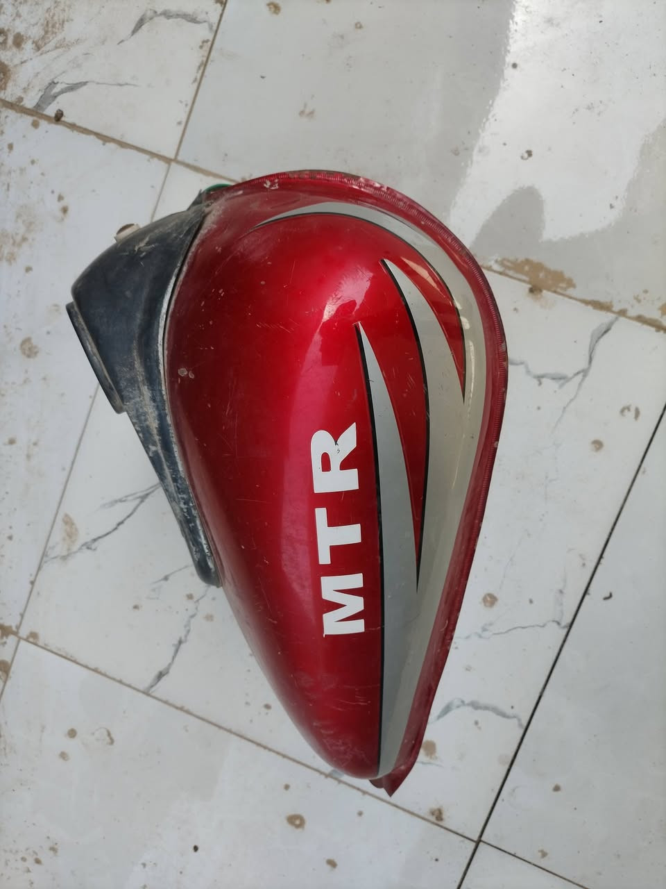 السلام عليكم
تانكي مال MTR الاصلي مال شركه عوزه بس قبق
مكاني شافعيه قريه سيد طالب سعره 20


**إذا كنت صاحب هذا الإعلان وتريد حذفه لأي سبب، رجاءا أرسل رسالة إلى الدعم الفني**