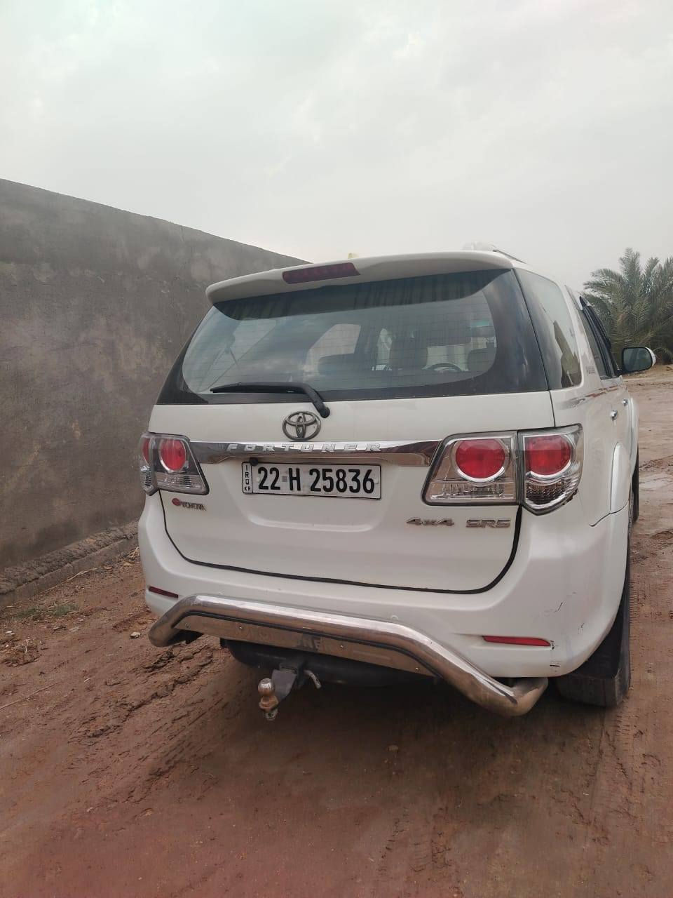 فور چنر موديل 2012 رقم شمالي
محرك 4 سلندر 
سيارة كلش نضيفه 
العنوان بصره 
بيه سونار 
السعر 185
***********
