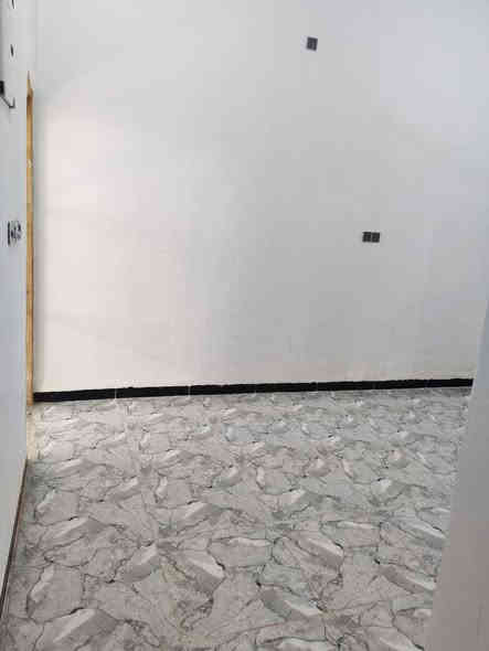 دار زراعي للبيع 
منطقه حي الشهداء الاول 
مساحه 100م واقع حال 140م 
شارع 15م 
يتكون البناء من طابقين 
الارضي غرفه + استقبال +مطبخ + صحيات 
بناء مسلح 
الثاني غرفتين مع صاله بناء عكاده
السعر 62 مع المجال 
للاستفسار اكثر مراسله الصفحه 
او اتصال ابو احمد 
***********
***********
