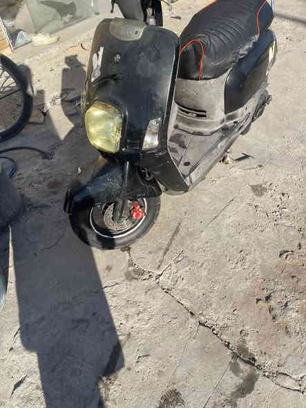 سلام عليكم بوليس كابرتير كله على وضع الابلاد برغي واحد ممفتوح بيه صارله 4 اشهور نازله اي نقص مابيه بس بيه كسر بسيط يم الاشاره موضح بل صور من نزلت بيه هاذه الكسر السعر 500 وبيه مجال بسيط بغداد حي الجامعه ***********
