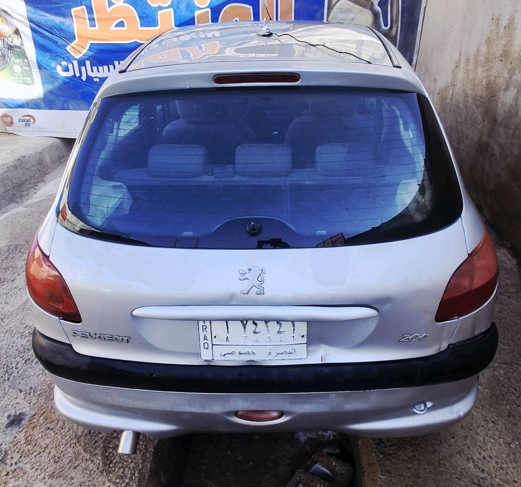 بيجو فرنسي ٢٠٠٩ هاشباك جاهزة  محرك بلاد ١٦٠٠ رقم بصرة تحويل ثاني يوم سنويه مامنتهيه 
كله شغالة حداده بلاد تخبل سعر٣٩ بيه مجال 
مكاني بصرة ***********