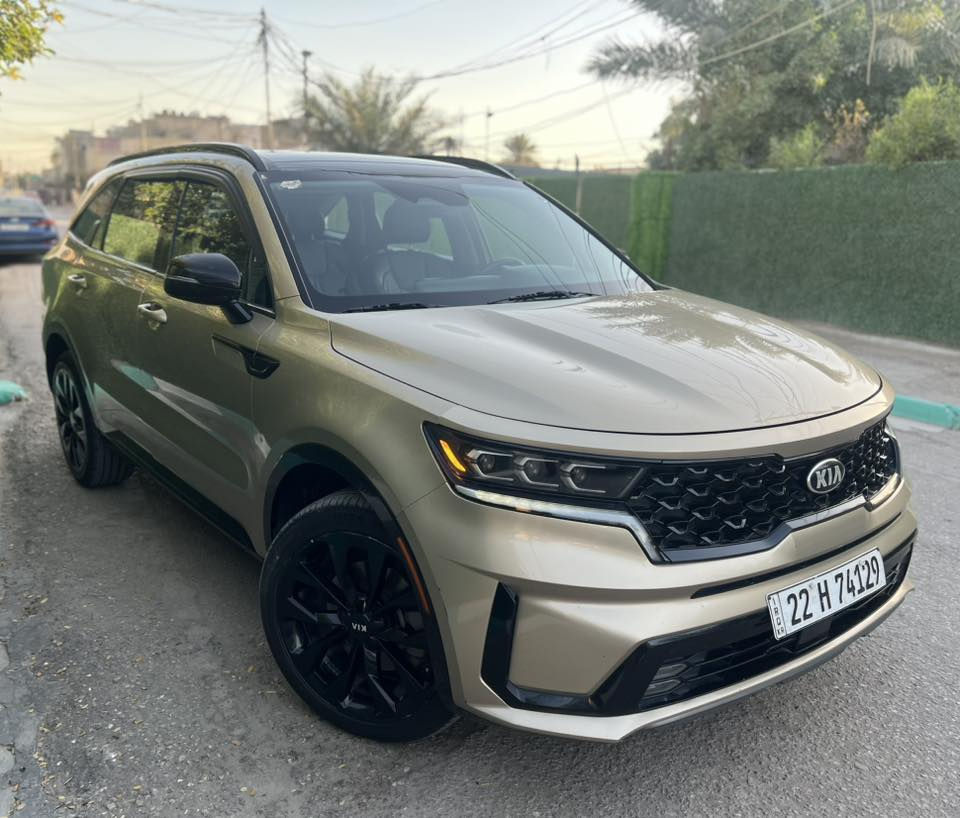 السلام عليكم 
سورنتو SX  2021 وارد امريكي ‼️
لون/ذهبي شمباني 
سياره  رقم اربيل بسمي شوكت متحب احولك 
هزه جديده 
الحدث موضح مرفوقه صور الحادث 3قطع صبغ 
بدون ايرباك 
المواصفات/محرك 4 سلندر تيربو 2500 🚀
1- بانوراما✨
2-كشنات VIP منفصل✨
3- حساسات ✨
4- رادارات جانبي امامي خلفي✨
5-توقف ذاتي✨
6-تحديد مسار✨
7- سياقة ذاتية✨
8- مري شفط✨
9- جنطة كهرباء وشفط✨
10 بصمات دخول ذكي على الابواب✨
11- كنشات كهرباء وتدفئة✨
12- عداد الكتروني✨
13- اربع وضعيات قيادة ( ايكو- سبورت - سمارت- نورمل)✨
14- تحكمات بلستيرن✨
15- تبريد قطعتين ✨
16-سايد بريك بصمة✨
17- ابل كاربلي✨
18-شاحن واير ليس✨
19-لايت زنون 3 عدسات LED✨
20- ويل حجم 20✨
21- جام كله اوتو✨
22-بك لايت LED✨
23- كامرة خلفية✨
24-فور ويل
وبعد بيه هواي مواصفات سونار وين ما يعجبك افحص 
السعر 215بيه مجال حك الجيه 
📞***********
📍بغداد الدوره
