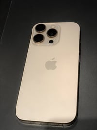 آيفون ١٦ برو • ابيض • للبيع