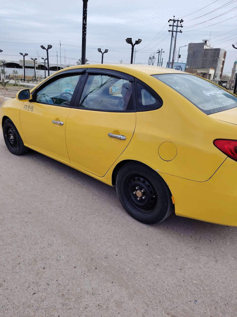 النترا ١١ مقدس
بسمي رقم انكليزي خليجي مكينة الف و٦٠٠
ضررها جاملغ خلفي الشراي يتصل ***********
مكاني ديوانية
