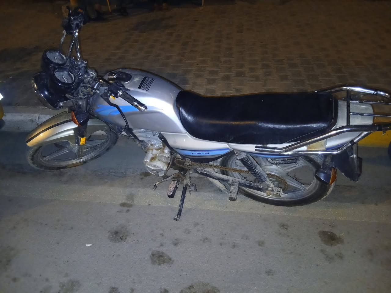 السعر 600 رقم الهاتف العنوان الحظ ***********2020
