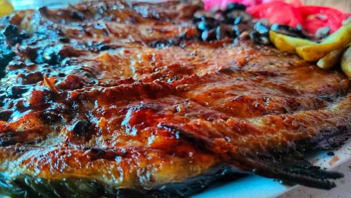 يا الله يارزاق تعلن أسماك احمد البديري عن توفر السمك الحي 🐟🐟والمشوي على الحطب🔥🔥 بأسعار تنافسية والطعم غير ياخذك لعالم ثاني للعلم يوجد اسماك مشوية لدى الكثيرين لكن نحن زبائننا تشهد لنا للطلب الاتصال على الرقم ***********//***********📞📞
يوجد خدمة توصيل🛵🛵🛵
