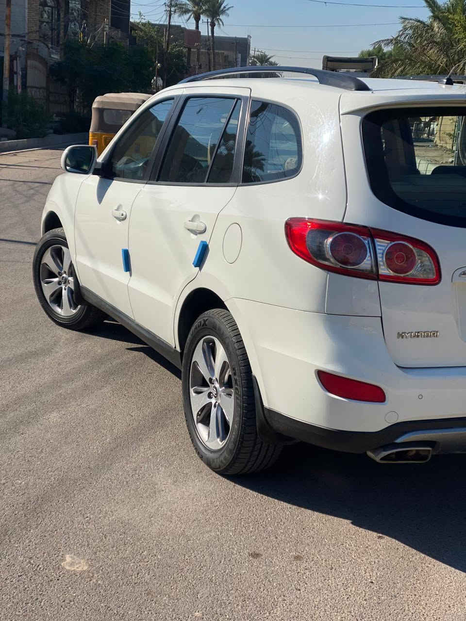 سنتافيا خليجي ٢٠١٢ مكفوله من صبغ فقط بارد بيبان عكس السائق والباقي مكفول ٧ راكب ثلاث قطع تبريد مكينه سته سلندر سياره جاهزه وخير من الله سعرها ١٥٠وبيها مجال للاستفسار  ***********
