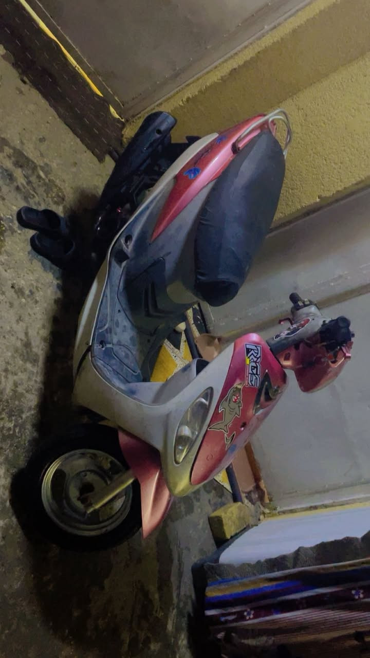 السلام عليكم ماكس منغولي دراجه مرتبه تخبل مال جناي نكره هندر نقص بس راجز سلف دراجه مكينه ناعمه لــا نضوح ولا بخار ولا صوت لايت بك لايت اشاير سكنات دراجه مرتبه سعر ٤٠٠ وبيه مجال للشراي مكاني بابل محاويل صالنصه أف ام بيه بوشه ٤٩ بلاد الدراجه والشراي يدلل


**إذا كنت صاحب هذا الإعلان وتريد حذفه لأي سبب، رجاءا أرسل رسالة إلى الدعم الفني**