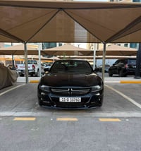 للبيع  تشارجر 2022  Sxt  رقم بغداد بسمي هزه جديده السياره فول الفول ال...