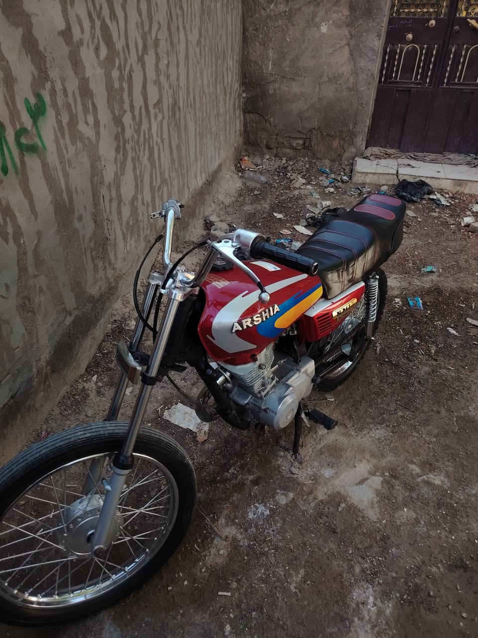 سلام عليكم اذا مو شراي اطلع گبل
اربعه كير للبيع الدراجه كلك كلك كلك شوفه عينك نضيفه وجديده بشكل توه معمره ماعده المكينه شاصي 20 شلعه ومعدل تخبل الدراجه كلشي بيه اصلي نضيفه مال جناي السعر 325 وبيه مجال مكان نجف مشخاب للعلم ابيعك بدون راصطه


**إذا كنت صاحب هذا الإعلان وتريد حذفه لأي سبب، رجاءا أرسل رسالة إلى الدعم الفني**