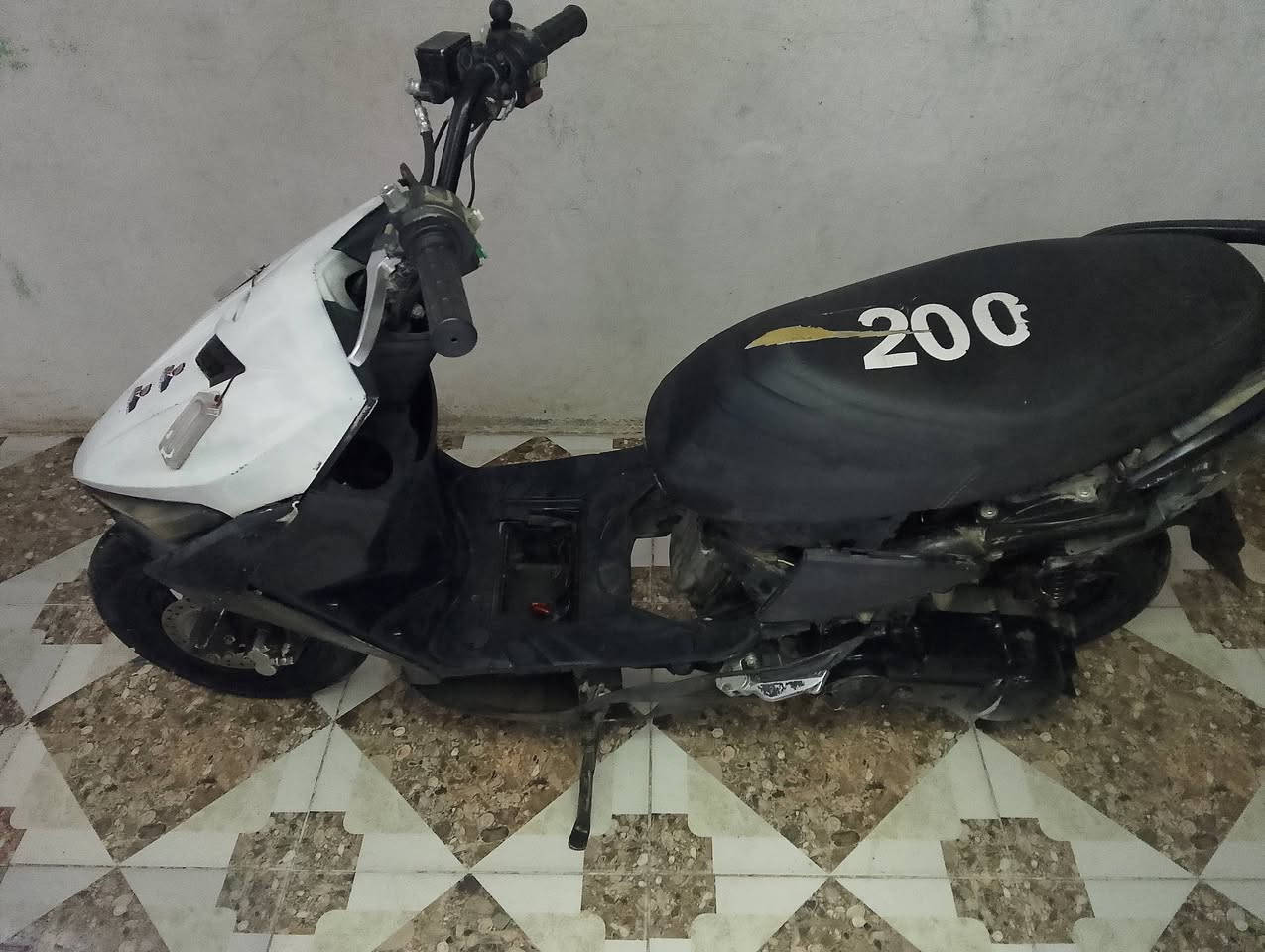 السلام عليكم ماطور ماكس للبيع سعر 175 مكاني موصل جديده غرف جامعه القوات الرجاء اتصال الرقم او مراسله الصفحه او واتساب ***********
