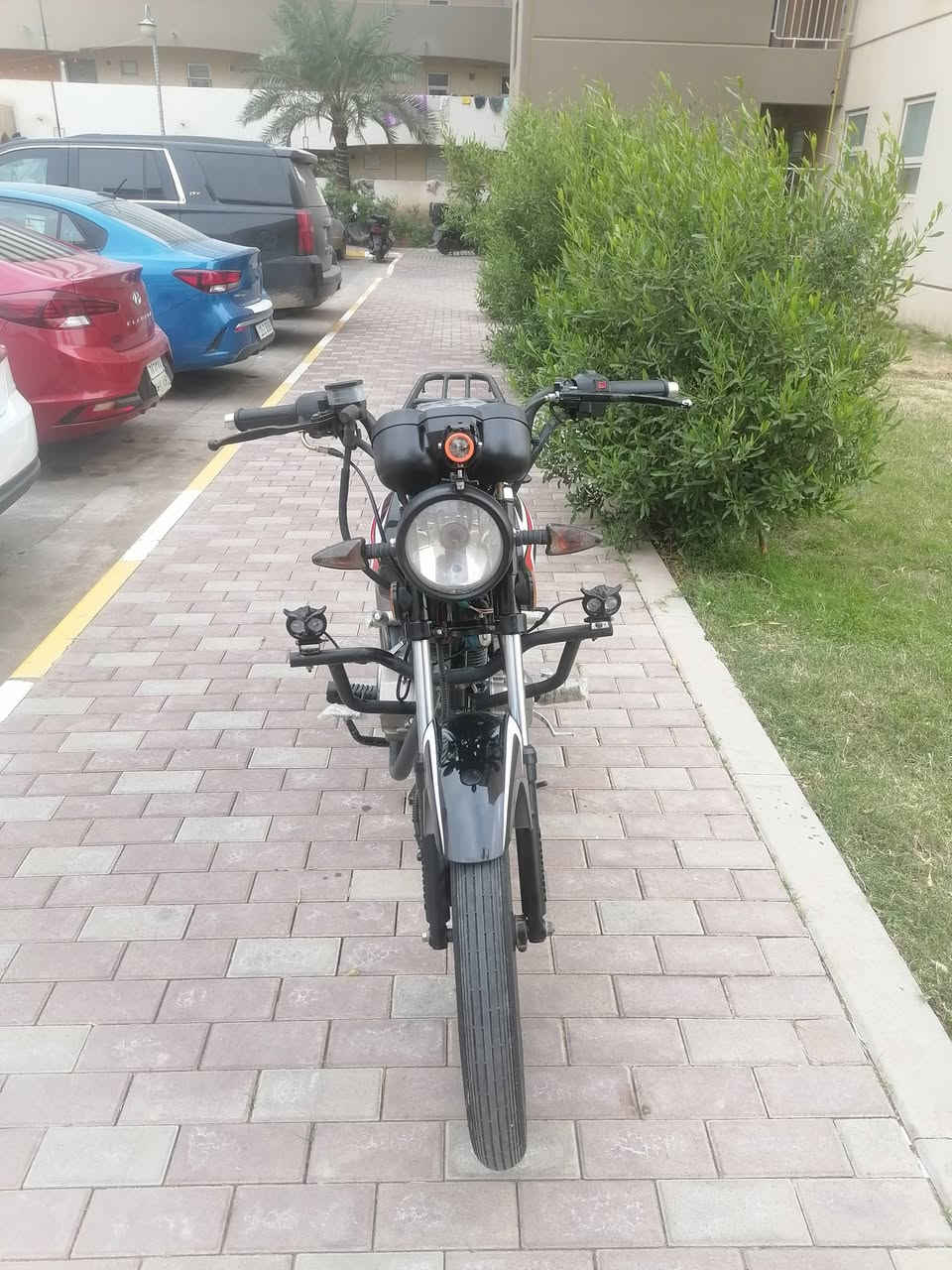 السلام عليكم شباب دراجه شاينك رقم وسنويه مديل 23 محرك مكفول برغي مامفتوح بيه اسعر 1350 بغداد باقي  بس علستلام لواحات بتحويل تستلمهن ***********مستعجل عله بيعته مكاني بغداد بسمايه
