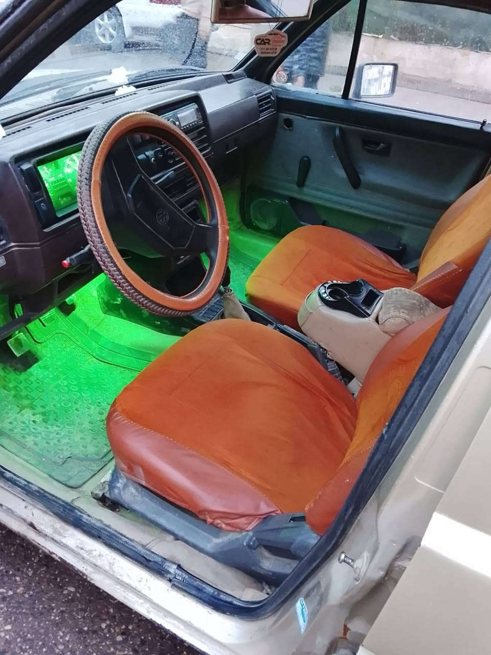 كولف للبيع سنويه 2029 محرك نضيف0،8 كير شرط كابون بنزين بيها شرط تحويل وايرمنيه كلها شغاله طخم تاير جديد تدفيه شغاله السعر 26 وبيها مجال بسيط مكاني موصل جانب الايسر الاستفسار عل الرقم ***********
***********
