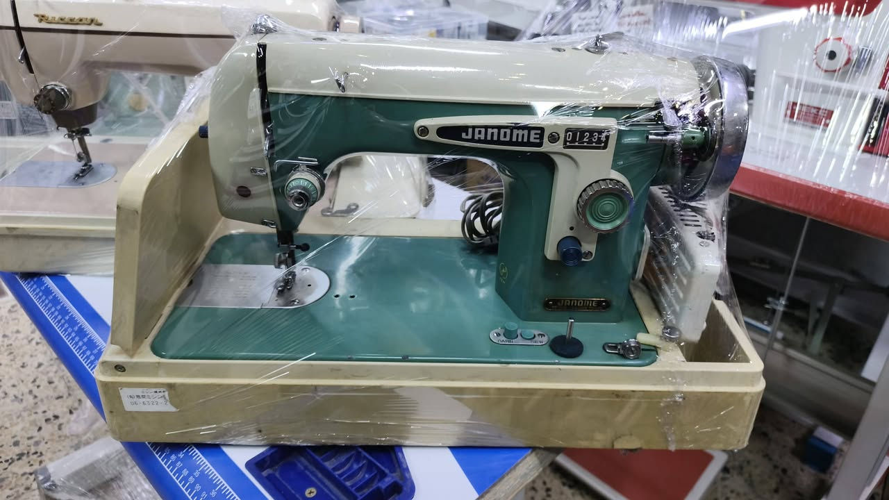 مكائن ياباني خياط عدل فقط غير مستخدم بالعراق ضمان لمدة سنتين

بسعر ۱۳۰ کامل


**إذا كنت صاحب هذا الإعلان وتريد حذفه لأي سبب، رجاءا أرسل رسالة إلى الدعم الفني**