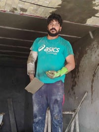 متفرغ حاليا  تشميع سمنت جص بورك 6ونص سقل خشن وناعم وجهات تقطيع يوميه م...