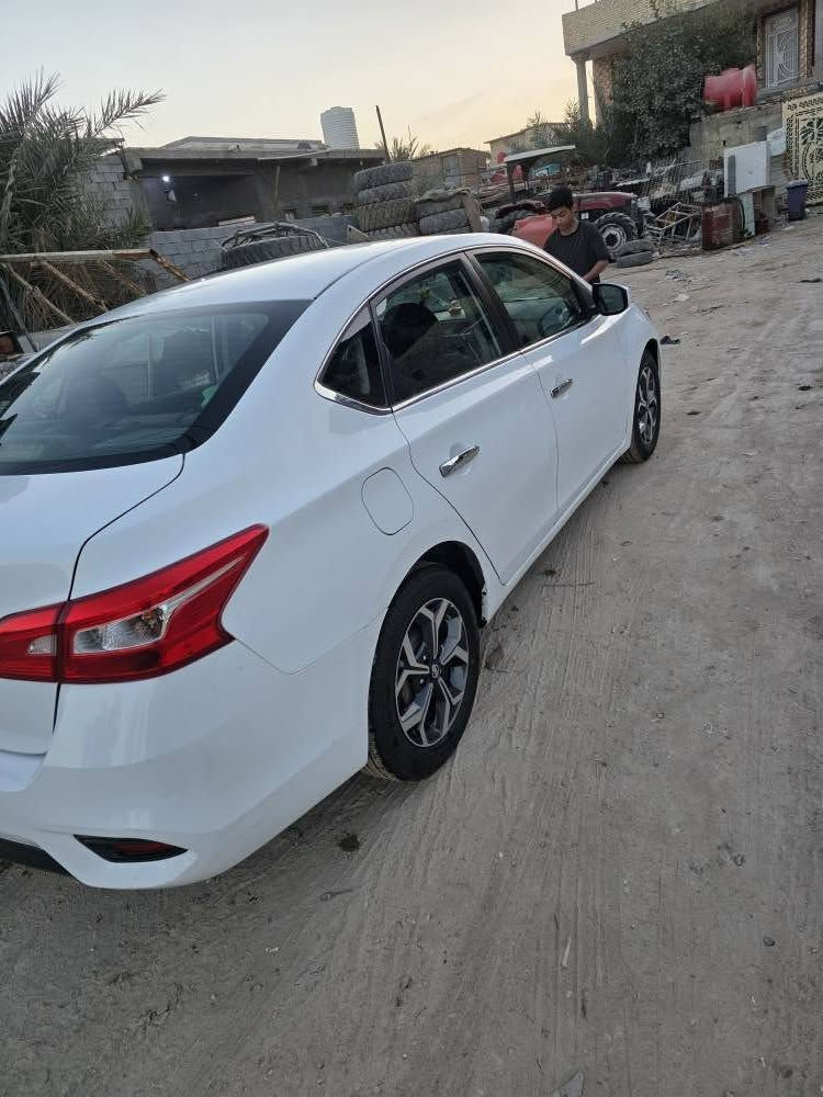 سنترا امريكي موديل ١٨ تبديل بنيد فقط والباقي كفاله رقم بصره انكليزي بسمي سنويه وهزه جديده 
ماشيه ١١٨ قابل للزياده             السعر (110)
كير محرك كفاله 
حداده كله جديد خلفي امامي 
ويل كب كروم اصلي مو تجاري 
تخم تاير جديد 
تبريد تدفه ع الشرط 
استخدام شخصي 
٣وضعيات قياده 
شاشه كامره تحكم ستيرن 
مثبت سرعه 
كهربائيات كله شغاله ع وضع الشركه 
العنوان البصره قضاء القرنه باقي التفاصيل اتصل مارد خاص ولاتعاليق *********** البصرة, العراق
