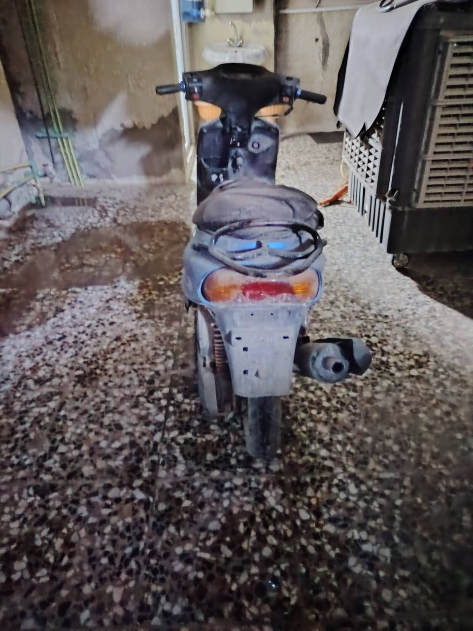 سلام عليكم دراجه كوم حديد للبيع مكاني بغداد مدينه الصدر رقمي ***********
