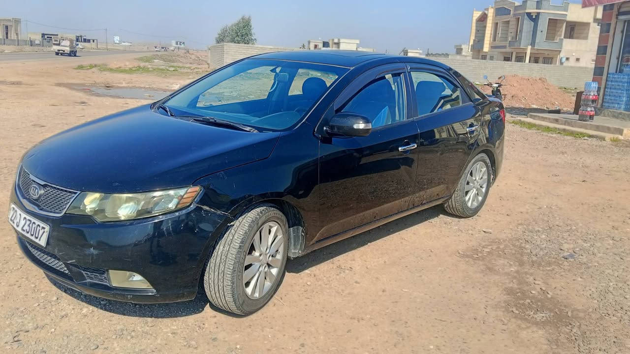 سيراتو موديل 2010 رقم اربيل دولي صاحبه بل ديره شرط التحويل كير محرك شرط السيارة فول موصفات عده البصمه
صدر جديد تخم جديد ضرر قطعه واحده فقط و السانور بل منشور السعر  95 وبيه مجال 
العنوان موصل كيارة 
اتصل وادلل 
***********
