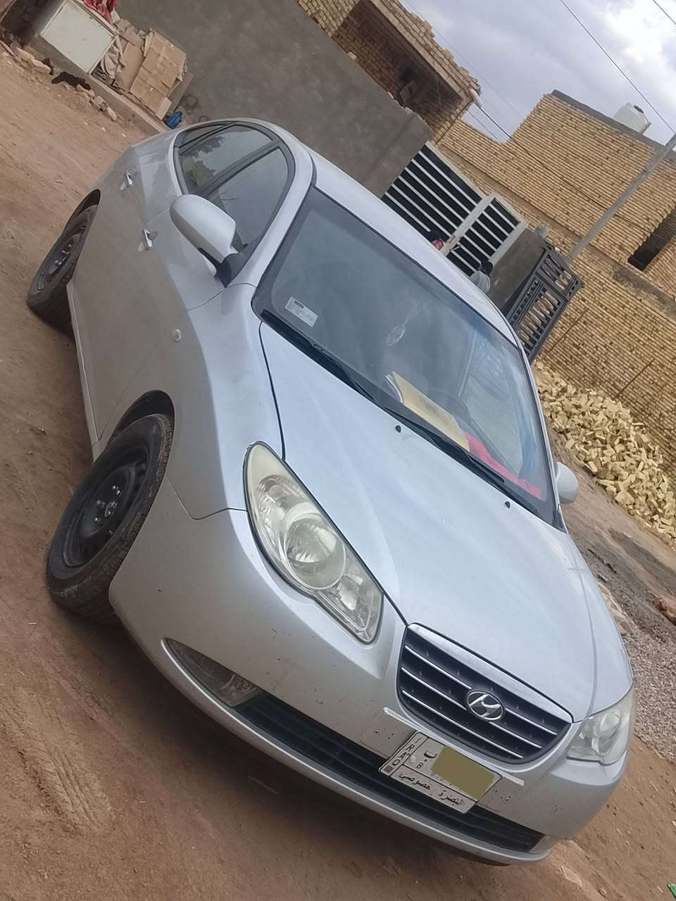 مكاني #العماره
النترا موديل2010محرك وكير كفاله
كصه جنطه متومه ارقام وسنويه بصره 
تبريد تدففه كارتون حدايده 100/100
تخم تاير جدد سياره جاهزه على اخر حبايه لا تكلي شبيها 
..
مكاني ميسان #السعر 44وبيها مجال قليل 
اتصل وبيك خير وتدلل ***********
