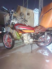 5 كير للبيع وكييلها العارضي دراجه نضيفه بس عوزها شغلات بسيطه السعر 650...