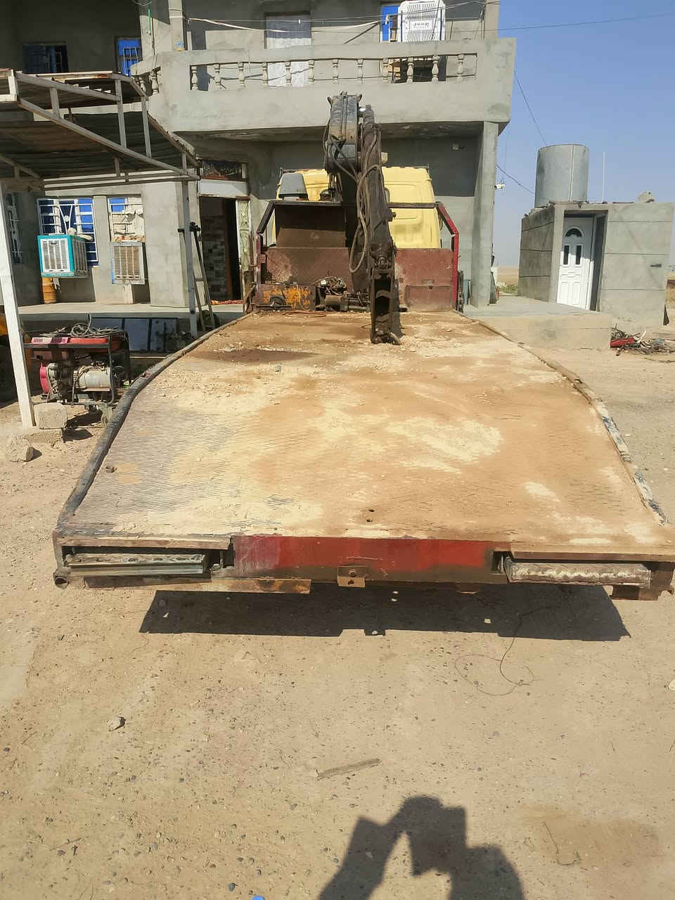 كرين هينو سياره جاهزه كيرمحرك اكسن شاصي جب ٣طن كلها شرط رقم كركوك الماني شرط التحويل *********** مسجل بلسنويه لوري
