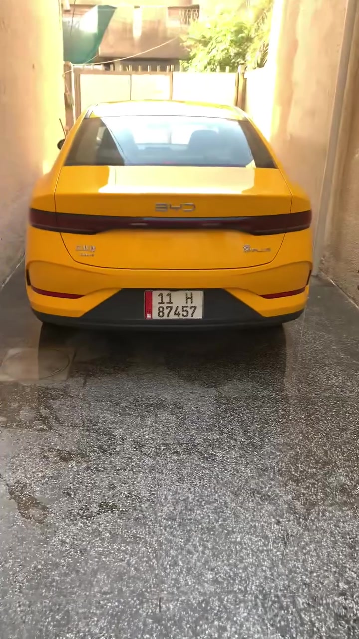 سلام عليكم من رخصت الآدمن byd چن بلاص تكسي للبيع السياره خير من الله ماشيه قريب ال ٢٠٠٠ كيلو ع البانزين و٣٠٠٠ كيلو ع الكهرباء سياره اي عيب مابيها مجرد الغرض من البيع اخذ سيارة خصوصي عنوانها بغداد صليخ سعرها ٢٠ مليون و٥٠٠ اسعار التكسي تختلف عن الخصوصي سعرها من الشركة ٢٢ مليون و٩٠٠ لا جاي اغني بالسعر ولا جاي ابيع اغله من السوگ السعر ميعجبك اخوي العزيز اعبر المنشور البيع فقط بدون مراوس رقمي ***********
