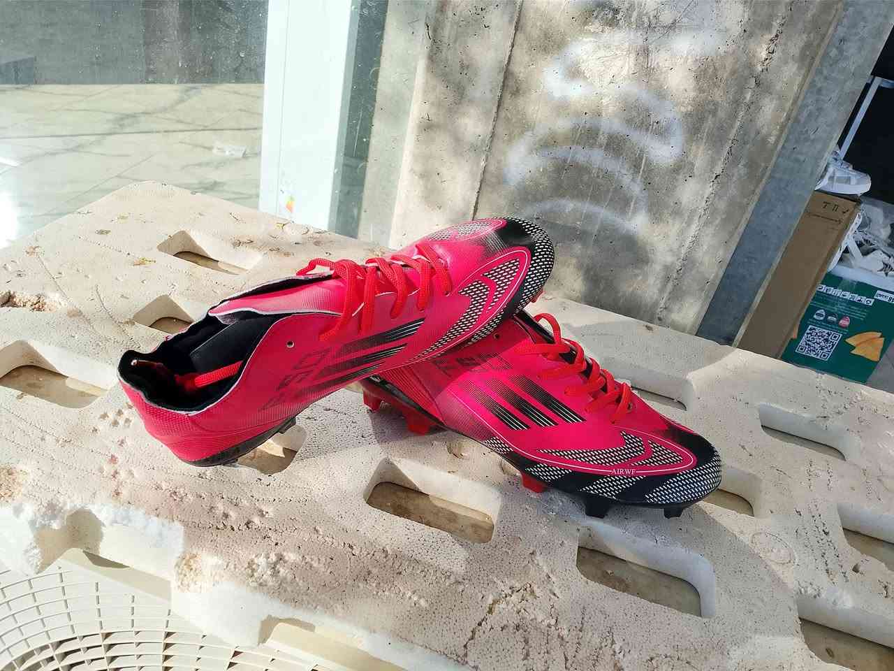 حذاء f50ستد قياس 38اليفيده ينطي سعره وبالعافية


**إذا كنت صاحب هذا الإعلان وتريد حذفه لأي سبب، رجاءا أرسل رسالة إلى الدعم الفني**