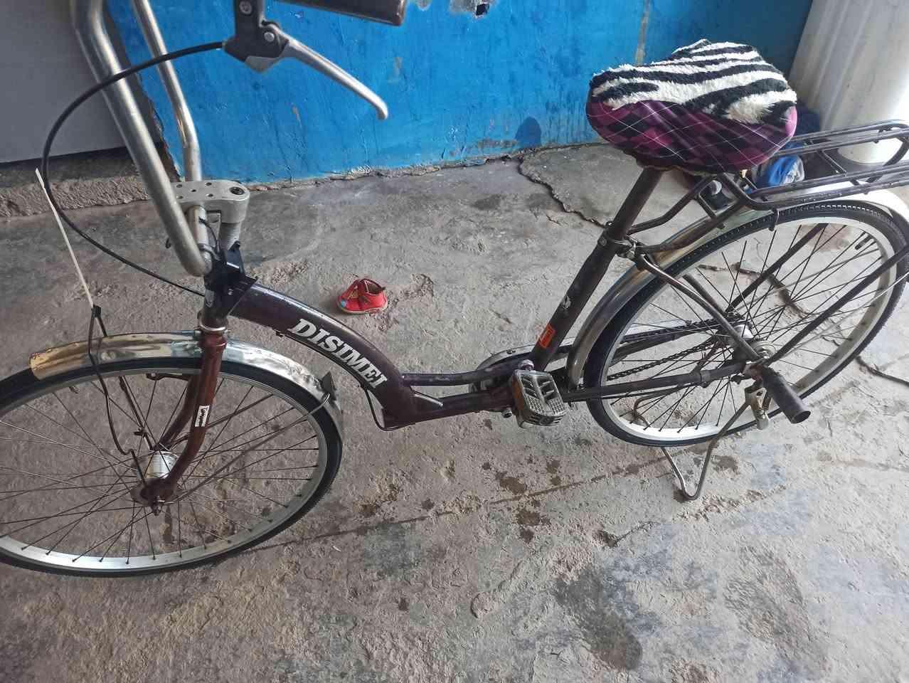 سلام عليكم متاح بايسكل 26دبل بطيخه نضيف ب65 مكاني مقابل منشاه نصر


**إذا كنت صاحب هذا الإعلان وتريد حذفه لأي سبب، رجاءا أرسل رسالة إلى الدعم الفني**