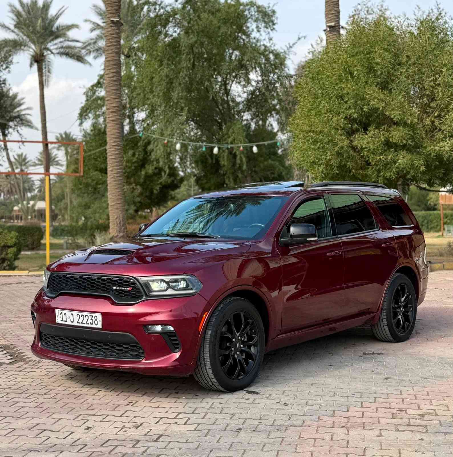السلام عليكم 
دورنكو  GT .Plus
موديل : 2022 
ماشية : 50 الف 
المواصفات 
فتحة 
بصمة 
تشغيل عن بعد 
شاشة 
كاميرا 
رادارات 
تحديد مسار 
قيادة ذاتية 
توقف عند الاقتراب 
كشنات جلد 
كشنات كهرباء 
كشنات تدفئه + تبريد
كشنات الخلفية منفصله 
ذاكره خزن ميموري
صندوك كهرباء 
تحكم ستيرن جهتين 
كروز سرعة 
شفتات ستيرن 
ستيرن هيتر 
نظام سبورت 
نظام ايكو 
نظام اطفاء 
اشاير بالمري 
لايت زنون 
بلوجكتور لد 
لد امامي 
دبل كزوز 
حساسات 
ويل كب كروم 
المكينة 8 سلندر 
 5700
فور ويل 4x4 
شاحن موبايل 
(رقم بغداد الجديد مشروع وطني بأسمي)
ملاحظة : السيارة بدون حادث بدون صبغ بدون تبديل بدون ايرباك . جاملغ +بنيد  مفتوحات فقط …
السيارة جاهزة من كلشي . 
(صور امريكا   + السونار مرفق )
السعر : 258  وبيها مجال بسيط 
العنوان : بغداد الكاظمية قرب مرور الكاظمية معارض جكوك  شركة البحر المميز 
للأستفسار 
عبدالرحمن 
 ***********
 ***********
